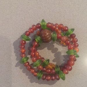 Bracelet of 70 yr old crystal beads, expandable
